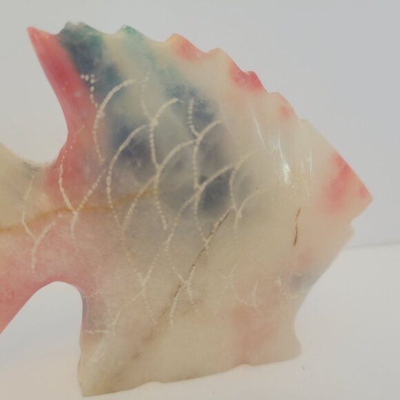 Hand-Carved Multicolor Onyx Fish Figurine 4" Decorative Sculpture - Picture 2 of 6
